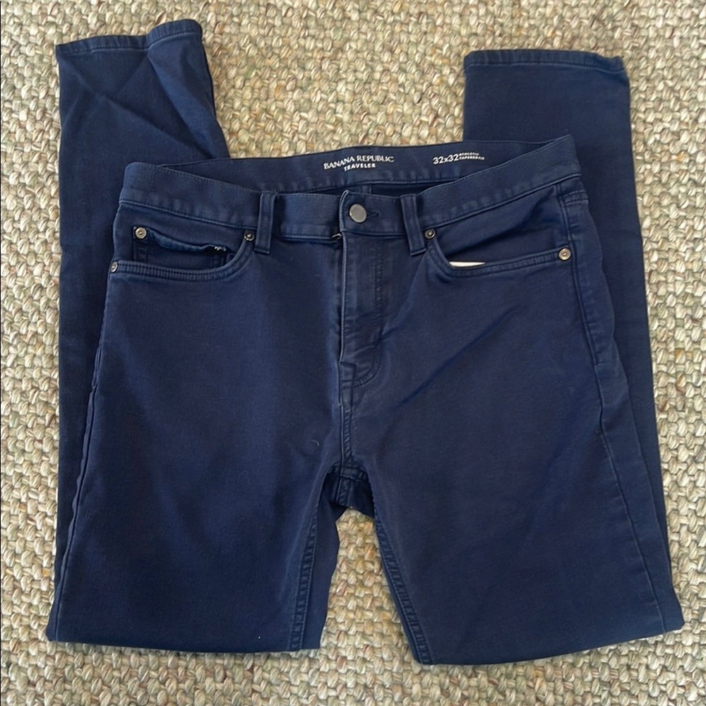Banana Republic Navy Athletic Tapered Fit Pants 32x32